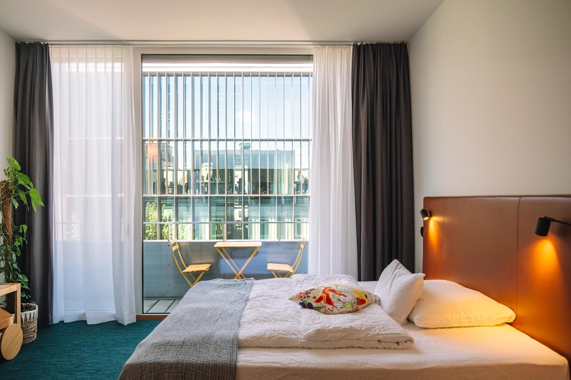 Deluxe Balcony Room,1758585910:JPEG